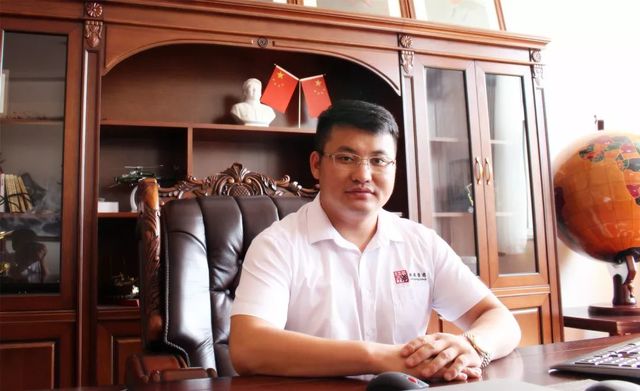 乾港集團董事長安俊峰